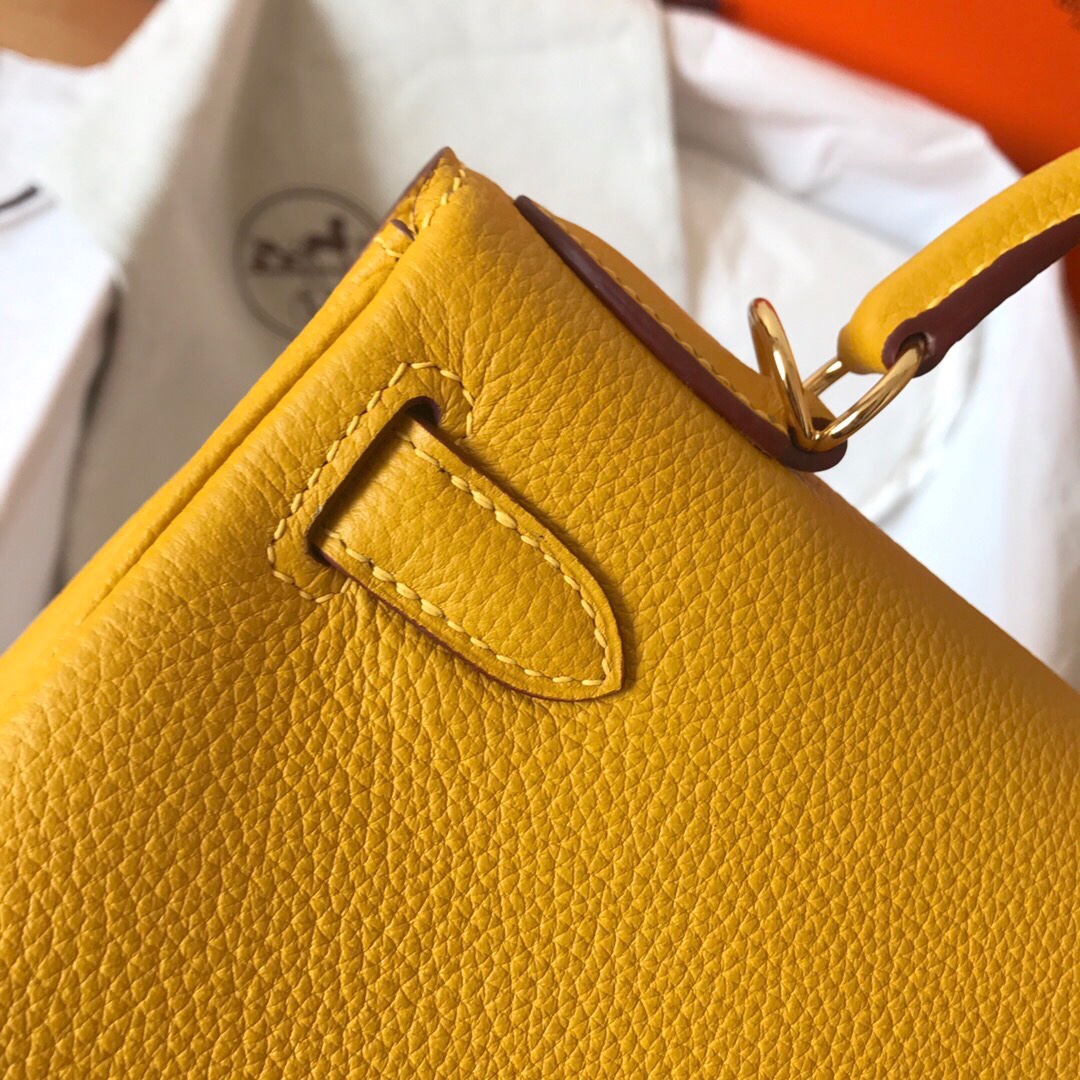 Hermes Kelly 25cm Handbag Shoulder Bag in Yellow Togo Leather